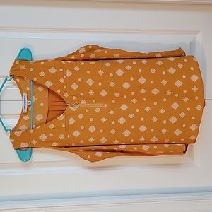 Tank top with zipper